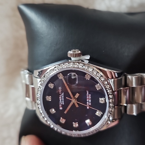 STUHRLING WOMAN'S LUXURY 31MM WATCH - Picture 10 of 12